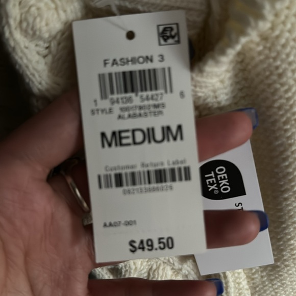 Flutter-Sleeve Cable-Knit Sweater - Picture 6 of 6